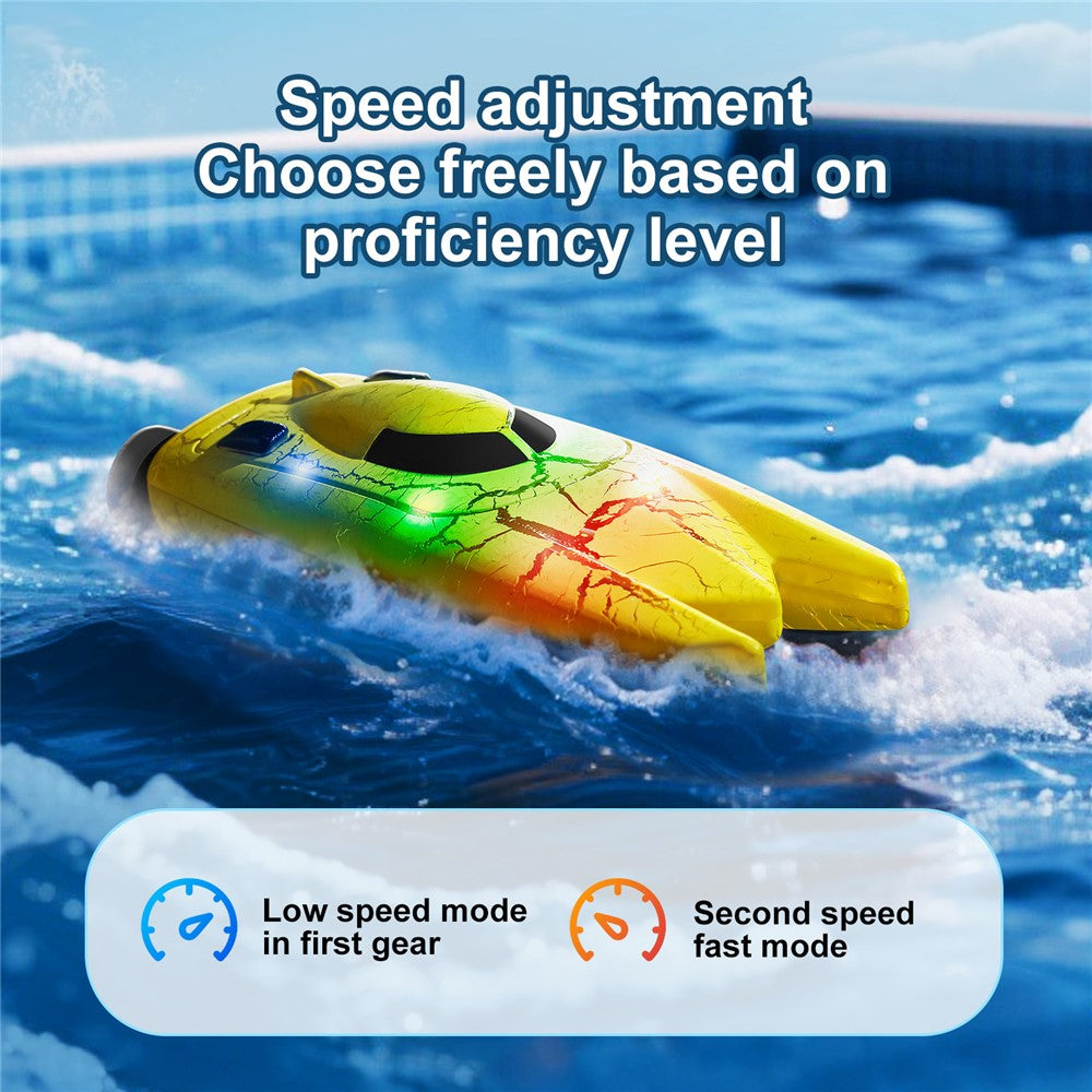 826 2.4G Remote Control Mini Boat Electric Stunt RC Speedboat with LED Light Children Toy Gift