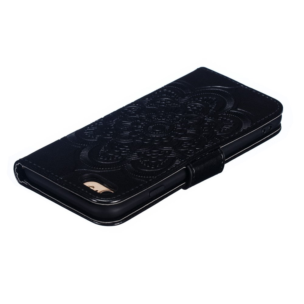 Imprint Mandala Flower Wallet Stand PU Leather Case for iPhone SE (2020)/SE (2022)/8/7 4.7 inch