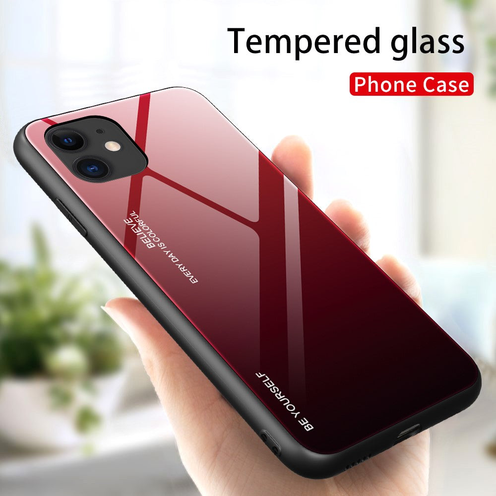 Färgtonat skal i härdat glas + PC + TPU hybridskal för iPhone 12 Pro/12