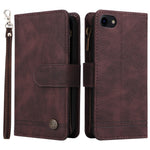 Skin-touch Stribet Præget Læder Cover Med Kortpladser Flip Wallet Stand Beskyttelsesetui med Lynlåslomme til iPhone SE (2022)/SE (2020)/8/7