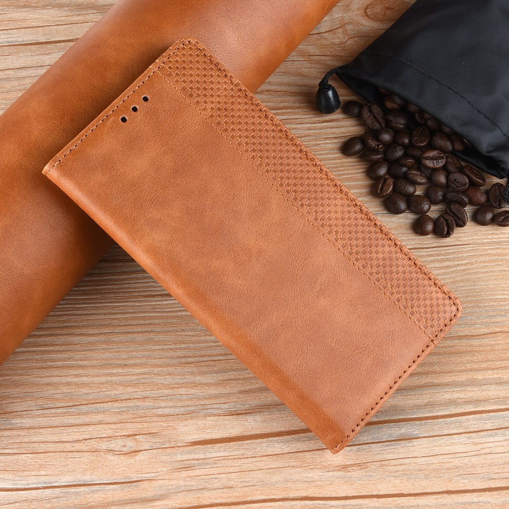 Auto-Absorbed Magnetic Vintage Style Wallet Stand Phone Case Cover for Samsung Galaxy A32 4G (EU Version)