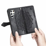 Stand Function Embossed Mandala Pattern Leather Flip Case Wallet Cover with Strap for Samsung Galaxy S22 Ultra 5G