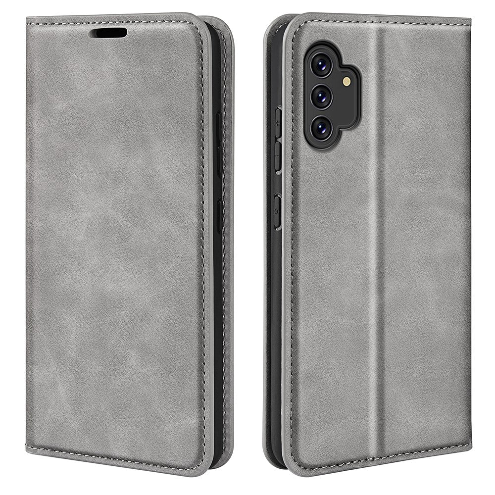 Samsung Galaxy A13 4G Skin-touch PU-läder plånboksfodral Hopfällbart stativ Autostängande Magnetiskt Flip-fodral