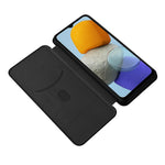 Samsung Galaxy M23 5G/F23 5G Kolfibertextur mobilskal PU-läder Korthållare Stativ Magnetstängning Skydd