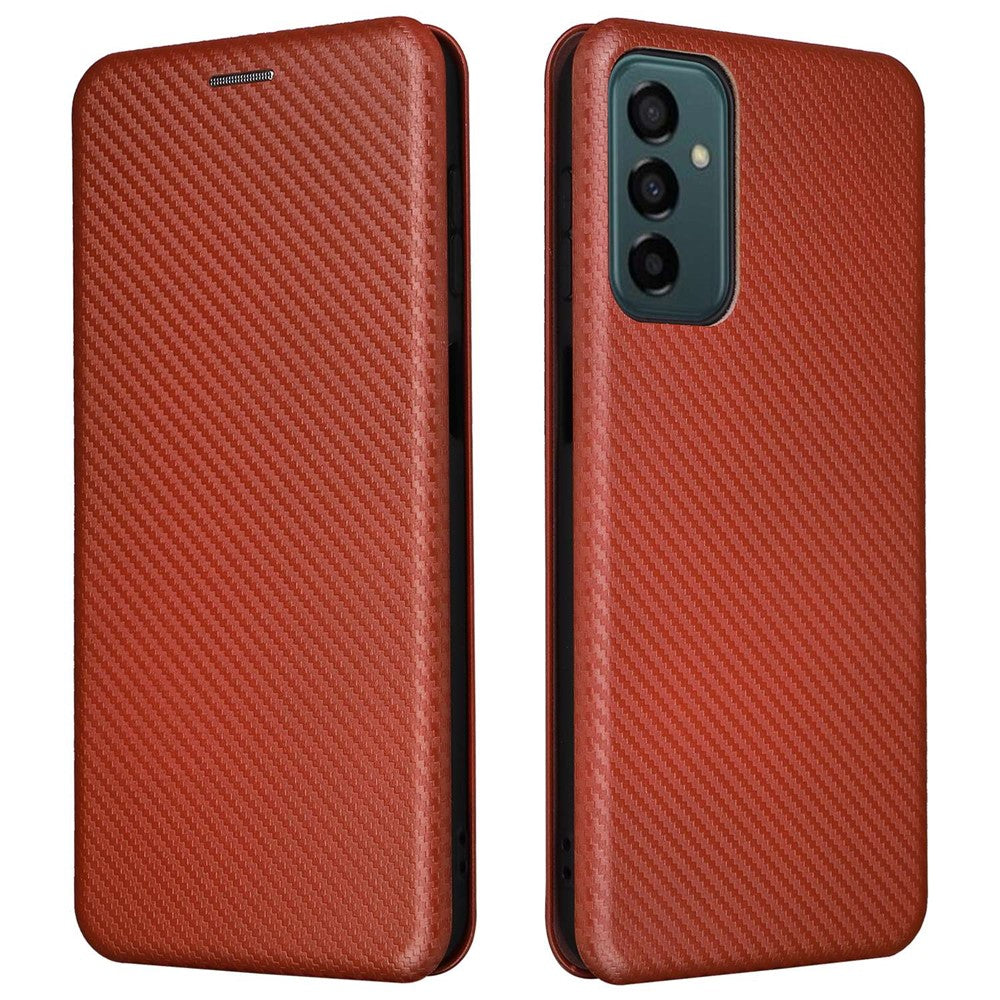 Samsung Galaxy M23 5G/F23 5G Kolfibertextur mobilskal PU-läder Korthållare Stativ Magnetstängning Skydd