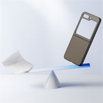 Til Samsung Galaxy Z Flip5 5G telefoncover med kulfibertekstur i PU-læder + PC, ultratyndt cover