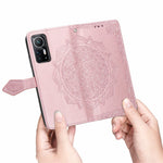 Xiaomi 12 5G/12X 5G/12S 5G Präglad Mandala Blomma PU-läder Magnetiskt Flip-skal Plånboksfodral Stötsäkert Skyddande mobilfodral med Rem