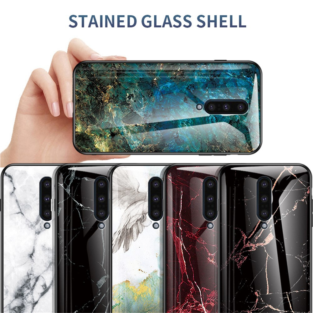 Kombinationsskal i härdat glas med marmormönster och PC + TPU för OnePlus 8