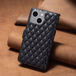 BINFEN COLOR til iPhone 14 Plus 6,7 tommer BF Style-15 Anti-fald Lynlåslomme Med Præget Rhombus Mønster Flip Stand Mat PU Læder Pung Cover