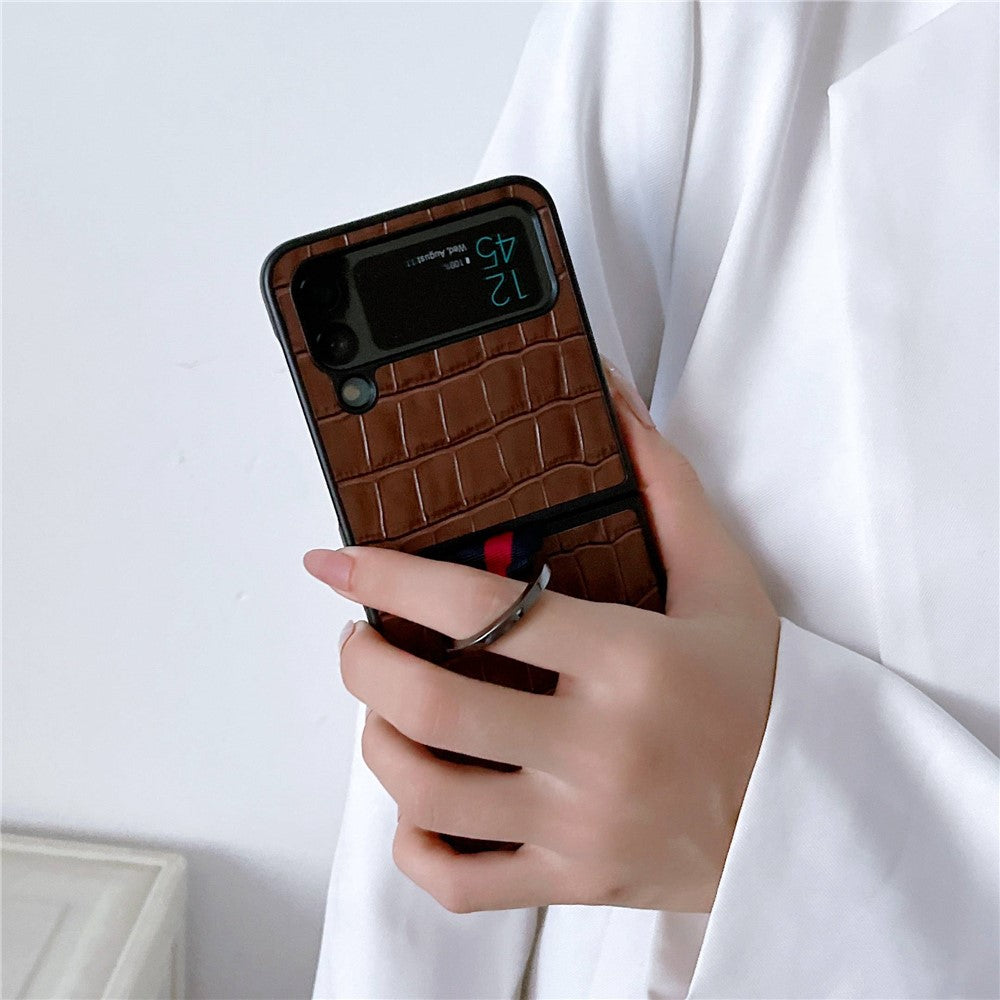 For Samsung Galaxy Z Flip4 5G Anti-scratch Crocodile Texture Genuine Leather Coated PC Folding Phone Case with Finger Ring Holder