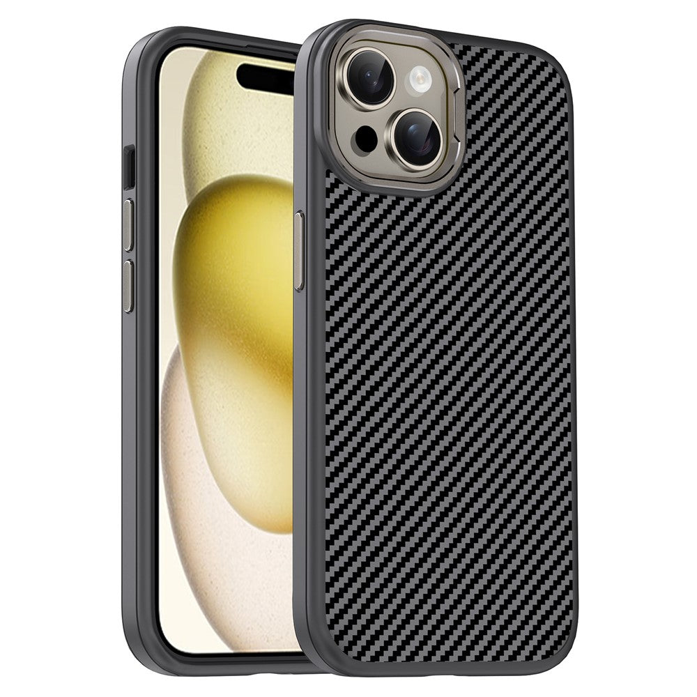 IPAKY TPU-cover til iPhone 15 Plus med kulfibertekstur og metalramme til kameralinse