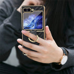 For Samsung Galaxy Z Flip7 FE 5G / Z Flip6 5G Case V-Shape Pattern Kickstand PC Phone Cover