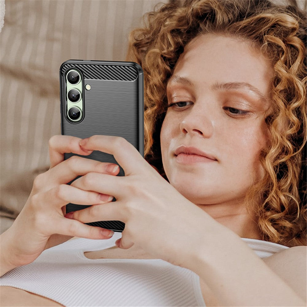 Til Samsung Galaxy S24 FE Etui Kulfiber Tekstur Børstet TPU Telefoncover