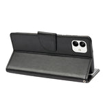 Stødabsorberende PU-lædercover til Samsung Galaxy A04 4G (164,4 x 76,3 x 9,1 mm), pung etui med stander, præget blomst og sommerfugle, folio flip telefoncover med rem