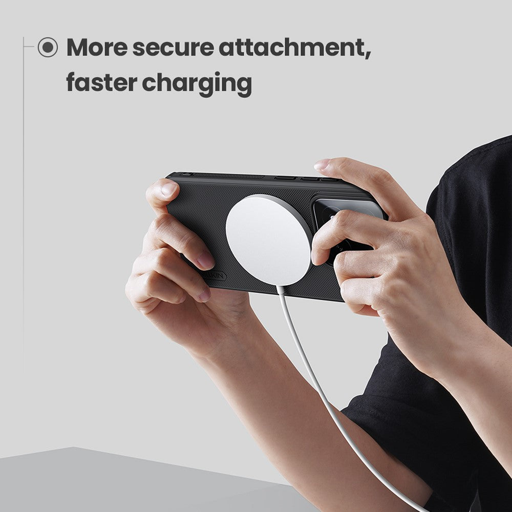 NILLKIN Frosted Shield Pro för Xiaomi 15 Magnetiskt Skal PC+TPU mobilskydd