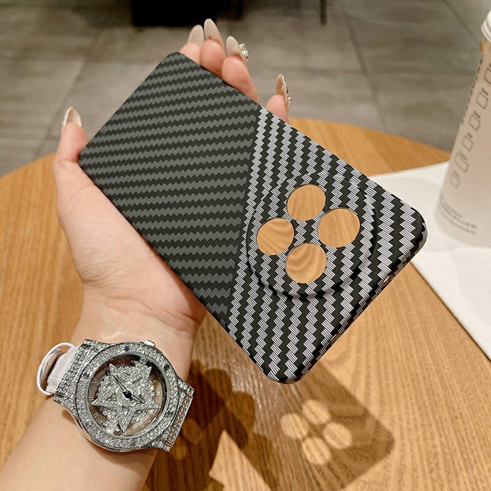Slimmat fodral för OnePlus 13R 5G / Ace 5 5G / 5 Pro 5G Hårt PC-mobilskal Kolfiberstruktur Stötsäkert