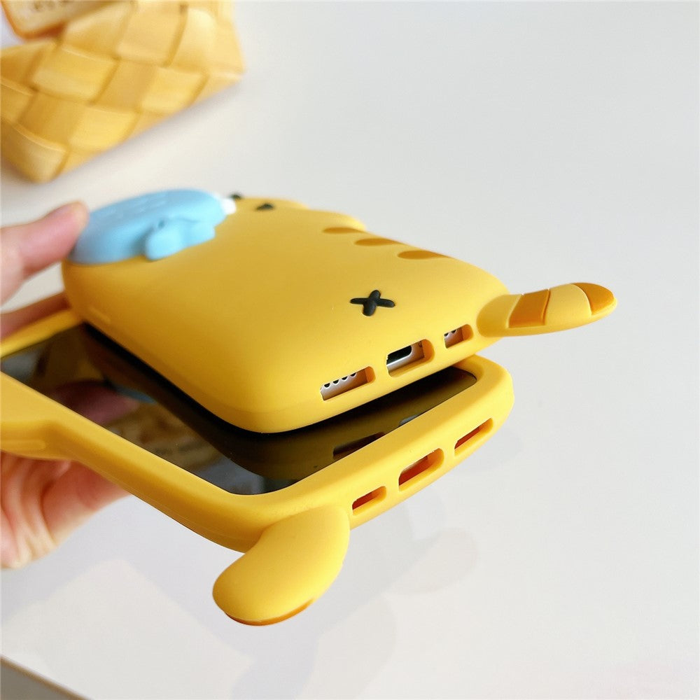 Til iPhone 15 Plus silikonecover med kat der spiser fisk, linsecover, støtteben, telefonbagcover