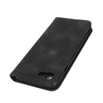 For iPhone SE (2022)  /  (2020)  /  8  /  7 Stand Case Magnetic Closure Skin Touch Leather Flip Phone Cover with Wallet