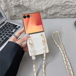 Til Samsung Galaxy Z Flip7 5G magnetisk etui med skulderrem, Nappa tekstur, PU, TPU, PC telefonbagcover