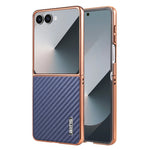 AZNS til Samsung Galaxy Z Flip7 5G etui Galvaniserende kulfibertekstur PU+PC telefoncover