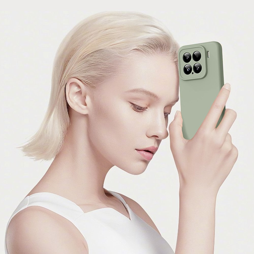 For Xiaomi 15 Magnetic Case Precise Cutouts Liquid Silicone + PC Phone Cover