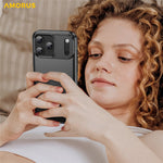 AMORUS Cover til iPhone 17 Pro Max med kulfibertekstur og børstet beskyttelse