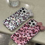 Til iPhone 16 Pro Max Hybrid Cover Leopard Sløjfe Mønster TPU PC Telefoncover 3D Rhinsten Sløjfe Dekoration