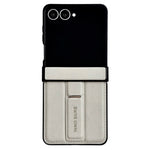 Til Samsung Galaxy Z Flip8 Cover med Usynlig Stander Ko-læder Tekstur Læderbelagt PC+TPU Beskyttende Cover