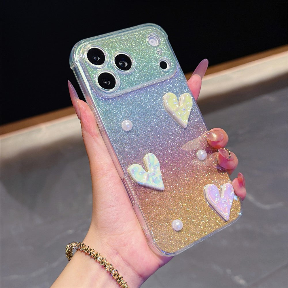 Til iPhone 18 Pro Max / 17 Pro Max Cover Hjerte Dekorativt Klart TPU Telefoncover med Farverigt Gradient Glitter Papir