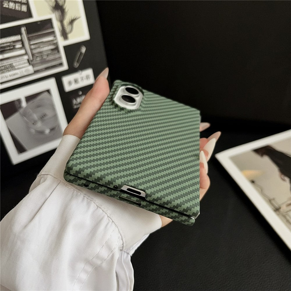 For Samsung Galaxy Z Fold8 Magnetic Case Carbon Fiber Texture PC Phone Cover with Screen Protector