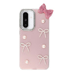 Til Samsung Galaxy S26 FE Cover Perle Sløjfe Indretning PC + TPU IMD Telefoncover med Rhinestone Kameraring