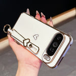 For Google Pixel 10 Pro XL Case Electroplated Heart Pattern TPU Phone Back Cover with Wristband Kickstand