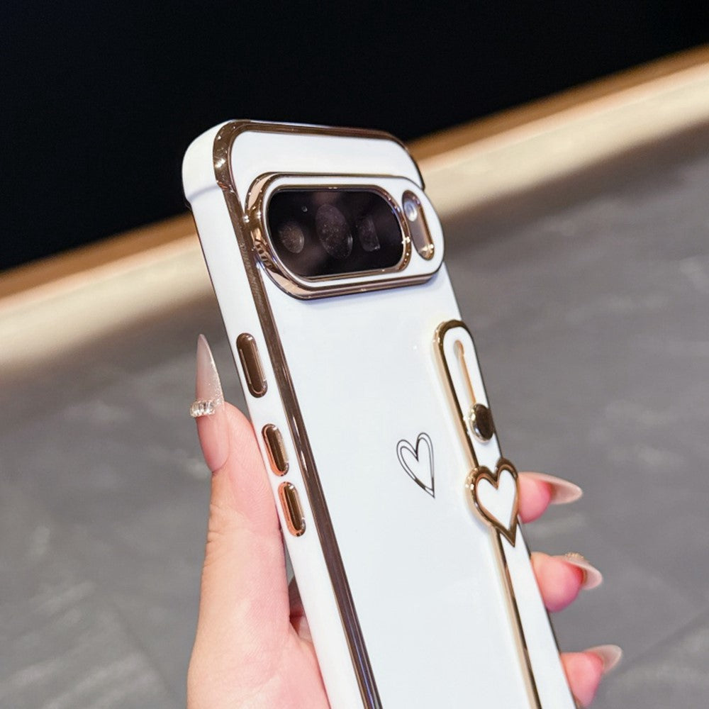 For Google Pixel 10 Pro XL Case Electroplated Heart Pattern TPU Phone Back Cover with Wristband Kickstand