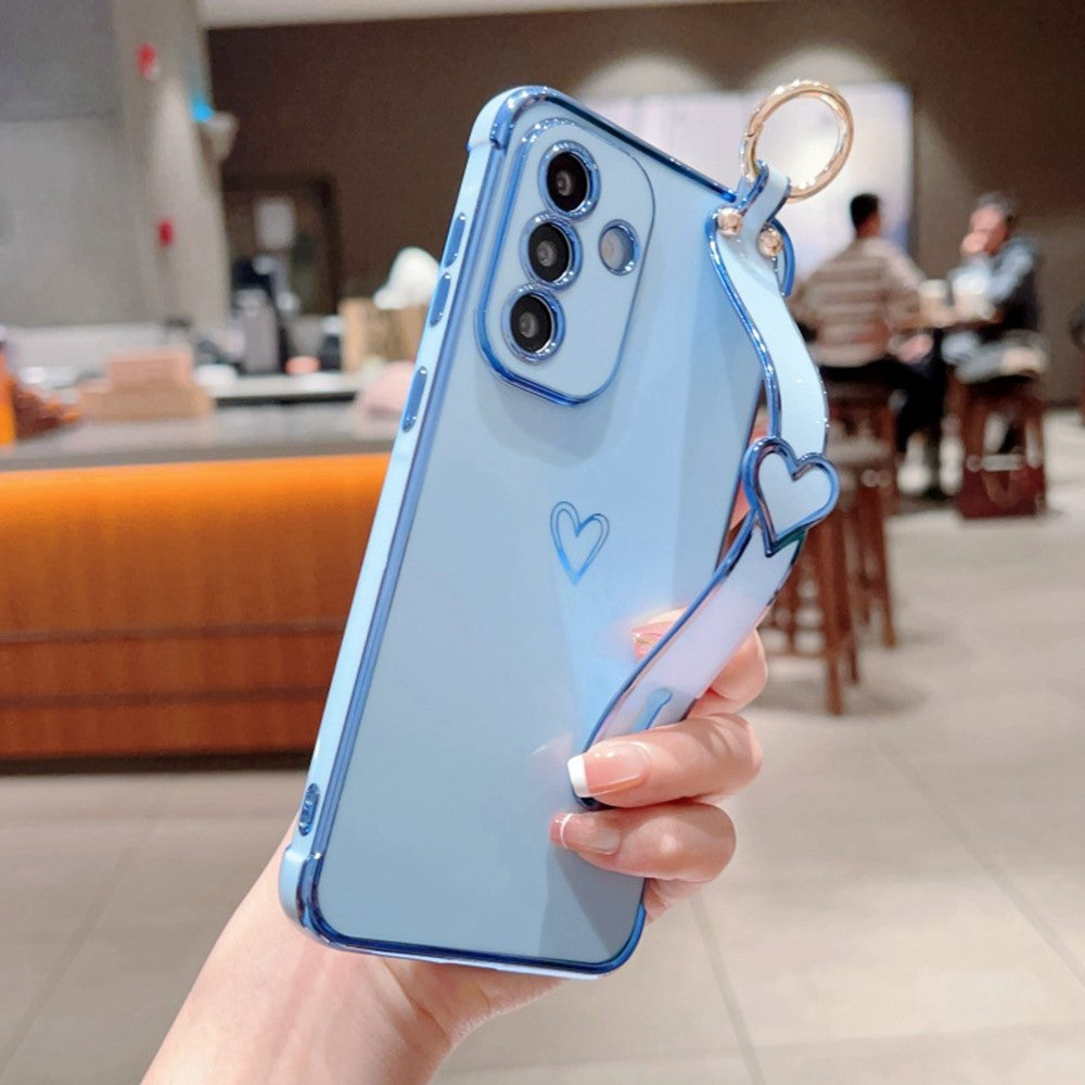 Samsung Galaxy A36 5G / A56 5G Skal Elektropläterat Hjärtmönster TPU mobilskal med Armband Stativ
