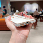 Til Samsung Galaxy A36 5G / A56 5G etui elektrobelagt hjerte mønster TPU telefonbagcover med håndledsrem/stativ