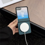 Til Samsung Galaxy Z Flip8 Magnetisk Etui Læder + PC Telefoncover med Bagskærmsfolie og Hængsel