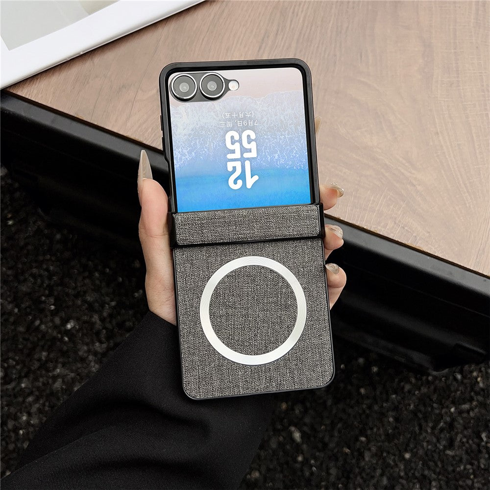 Til Samsung Galaxy Z Flip8 Magnetisk Etui Læder + PC Telefoncover med Bagskærmsfolie og Hængsel