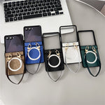 Til Samsung Galaxy Z Flip7 5G Magnetisk Etui Bogstavmønster Læder + PC Foldbart Telefoncover med Snor