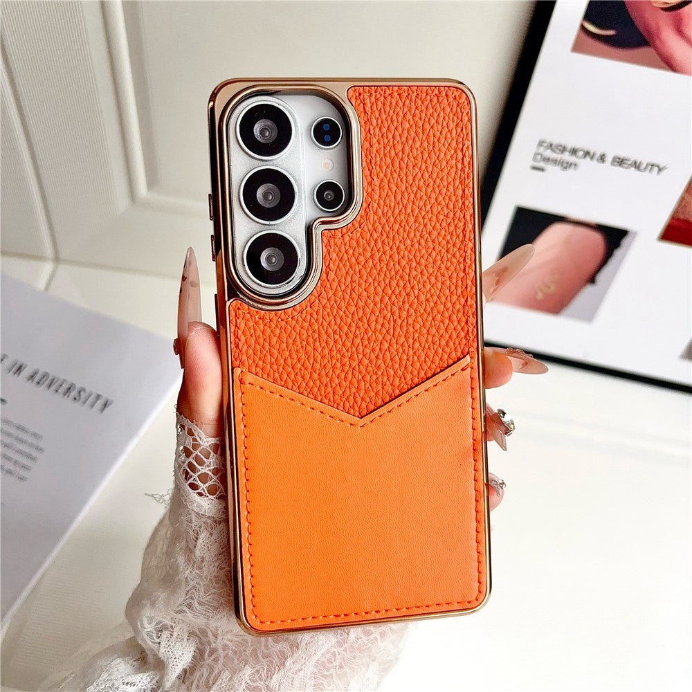 Samsung Galaxy S25 Ultra-etui, læderbeklædt PC + TPU-fingeraftryksafvisende cover med V-formet kortplads