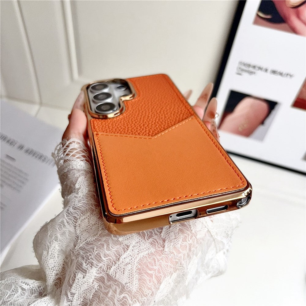 Samsung Galaxy S25 Ultra-etui, læderbeklædt PC + TPU-fingeraftryksafvisende cover med V-formet kortplads