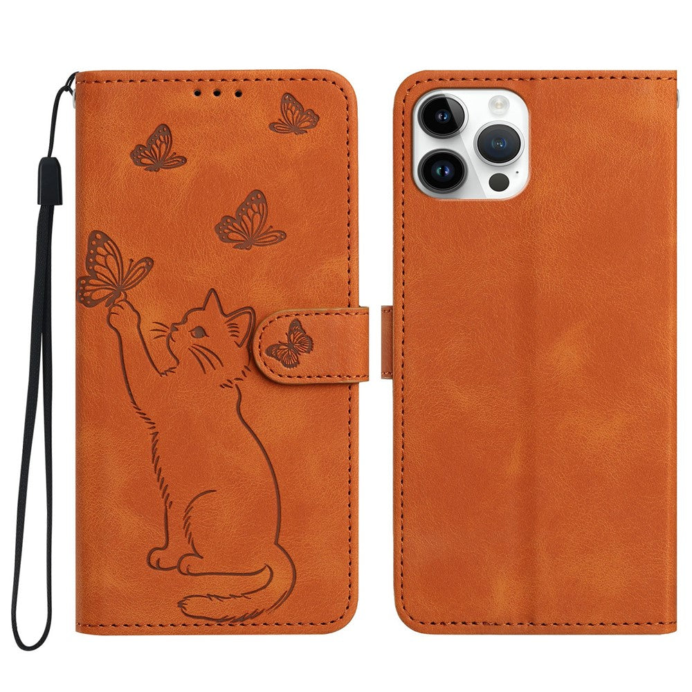 Til iPhone 16 Pro Max Pung Etui med Præget Kat og Sommerfugl i Læder, Telefoncover med Håndrem
