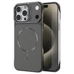 Til iPhone 15 Pro Magnetisk Cover med Linseramme Støtteben Kulfiber Tekstur Hård PC Halv-Indpakket Telefon Cover