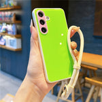 Samsung Galaxy S25-skal i kontrastfärgad PC + TPU-mobil med avtagbart vävt band