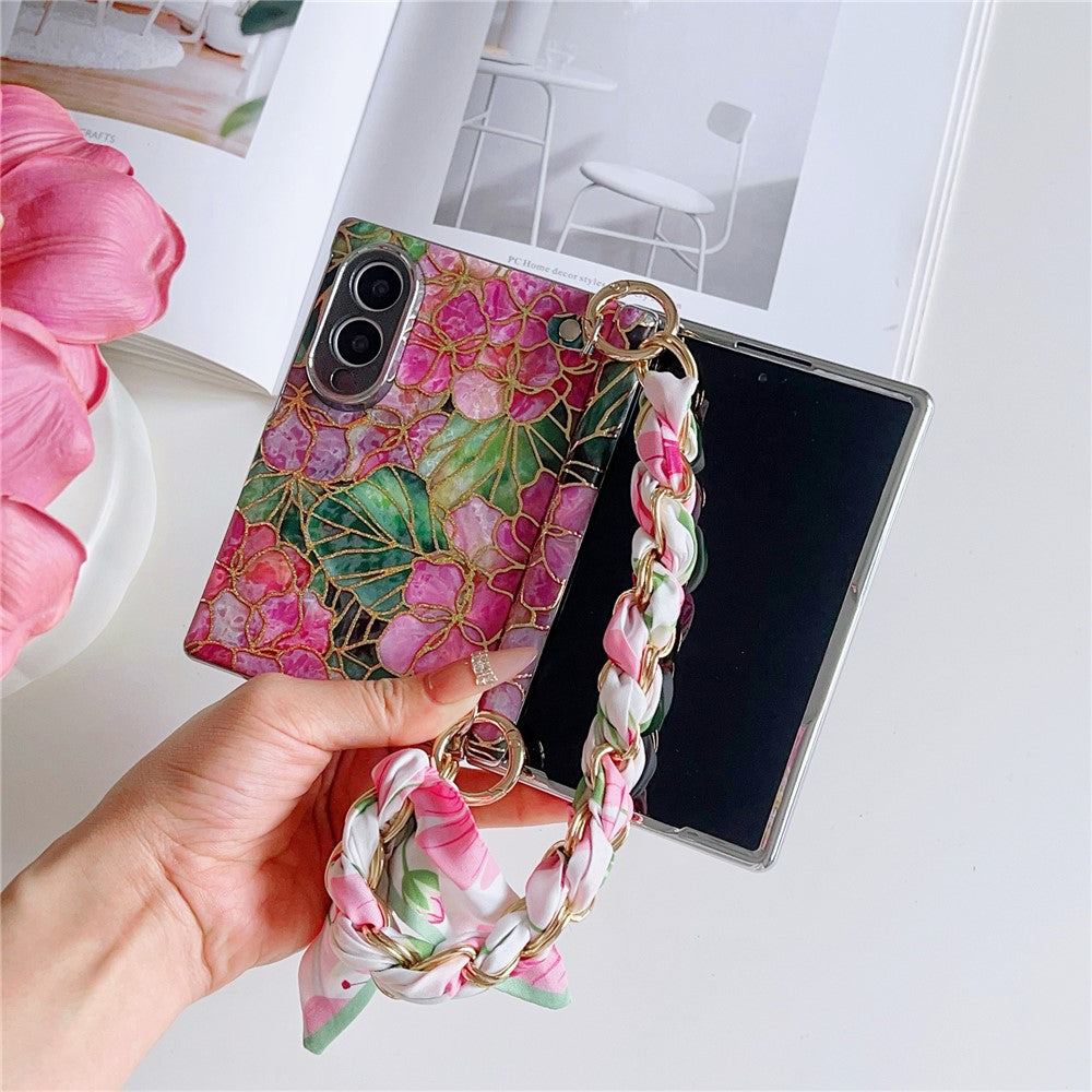 For Samsung Galaxy Z Fold8 Case Gilded Floral Pattern Hard PC Phone Cover with Detachable Silk Ribbon Hand Strap