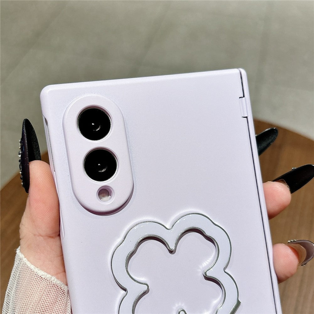 For Samsung Galaxy Z Fold8 Case Heart Clover Kickstand PC Phone Cover with Screen Protector