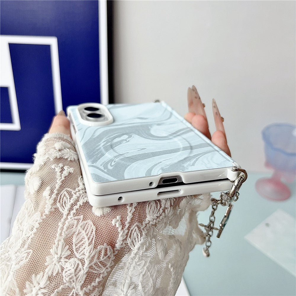Til Samsung Galaxy Z Fold8 Magnetisk Etui Krusningsmønster Hængselbeskyttelse PC Hard Shell Telefoncover med Håndrem