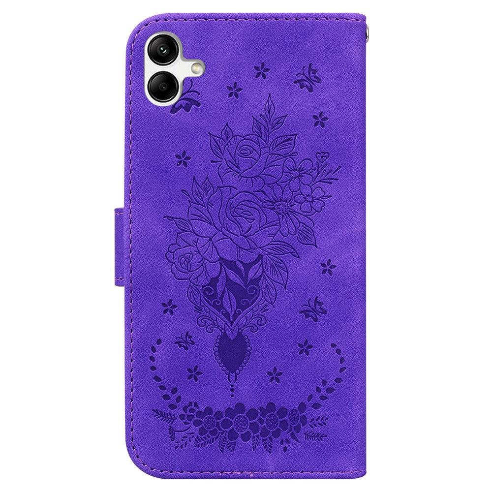 Til Samsung Galaxy A04e 4G / F04 4G / M04 4G Telefon Læderetui Præget Rose Sommerfugl Pung Stander Cover med Rem