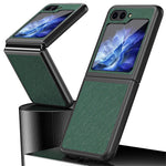 Til Samsung Galaxy Z Flip5 5G Telefoncover med krydstekstur i gummieret PU-læder og hårdt PC-telefoncover