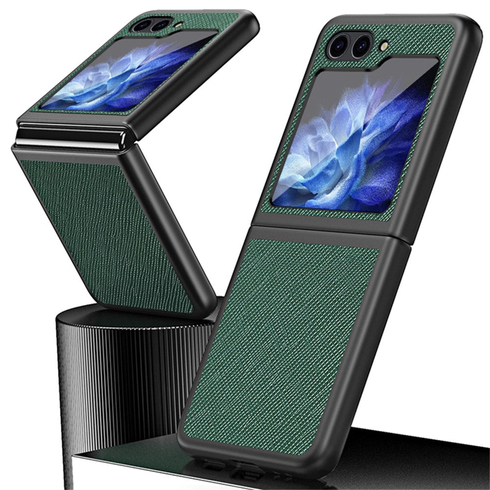 Til Samsung Galaxy Z Flip5 5G Telefoncover med krydstekstur i gummieret PU-læder og hårdt PC-telefoncover