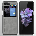 Til Samsung Galaxy Z Flip5 5G Skin-Touch Feeling Mobiltelefoncover Anti-ridse PU Læder+PC Telefoncover